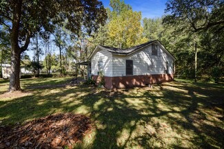 Pet friendly Kirbyville home for rent under $1,500
